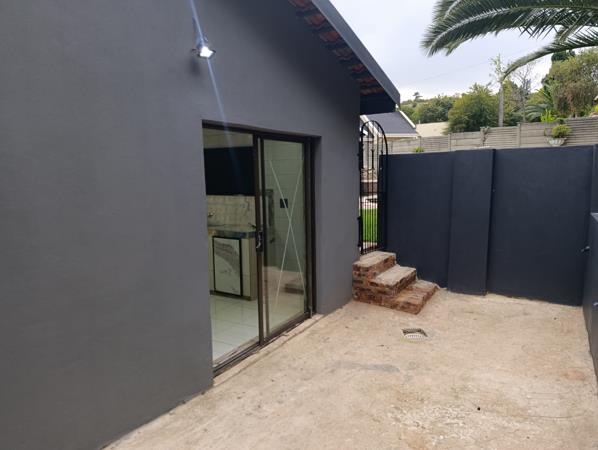 1 Bedroom Garden Cottage