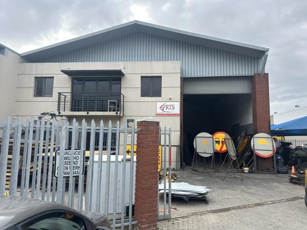 370 m² Industrial space