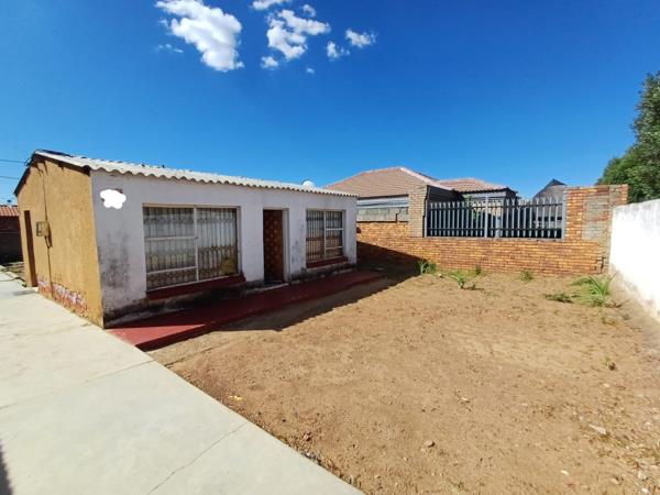 2 Bedroom House
