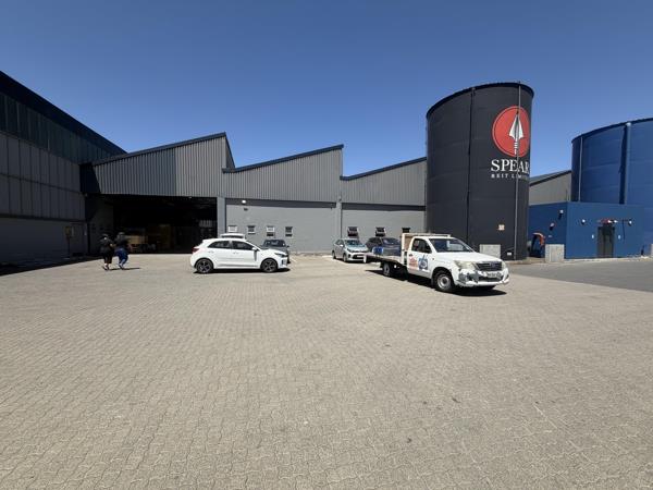 999 m² Industrial space