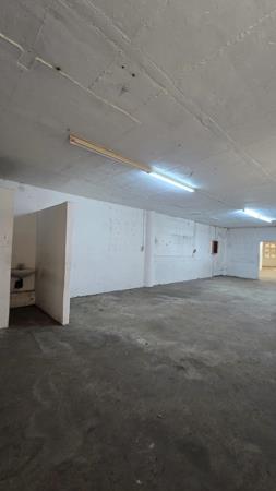 350 m² Commercial space