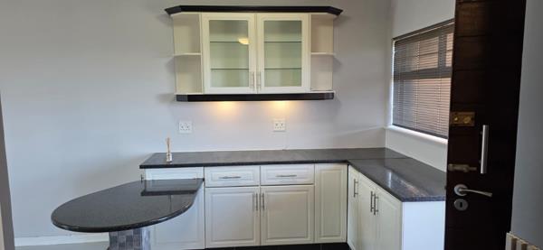 3.5 Bedroom Apartment