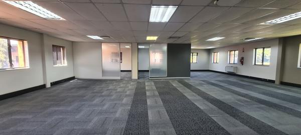 306.7 m² Office Space