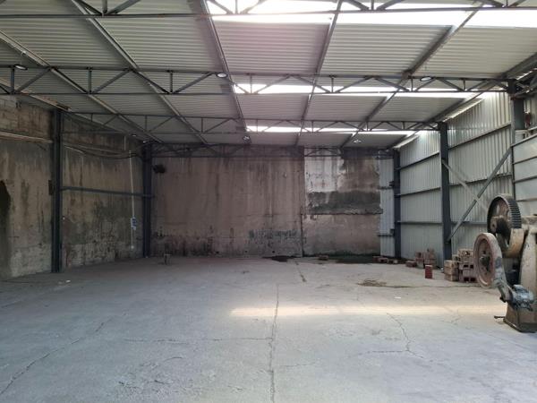 329 m² Industrial space