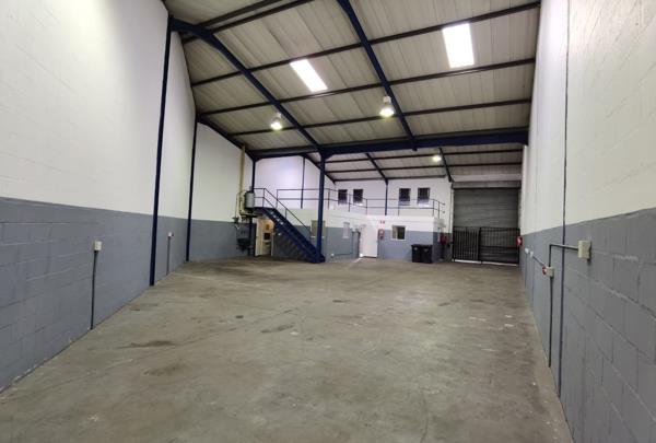 310 m² Industrial space