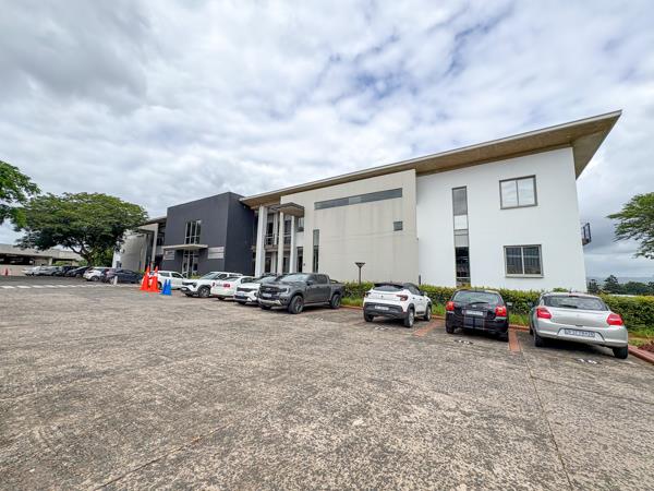 235 m² Commercial space