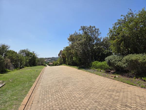 1 450 m² Land