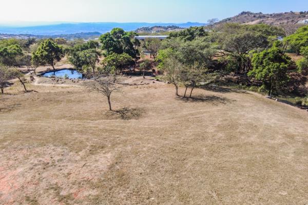 1 823 m² Land