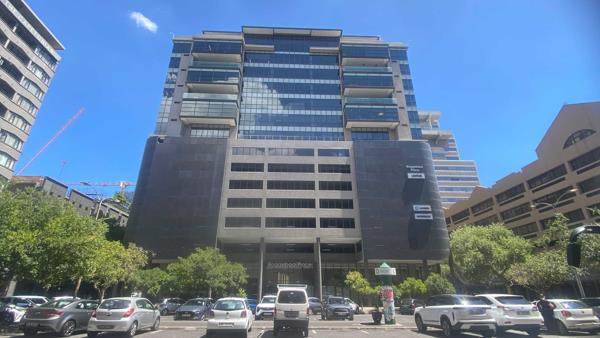 2 004 m² Office Space