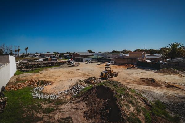 4 815 m² Land
