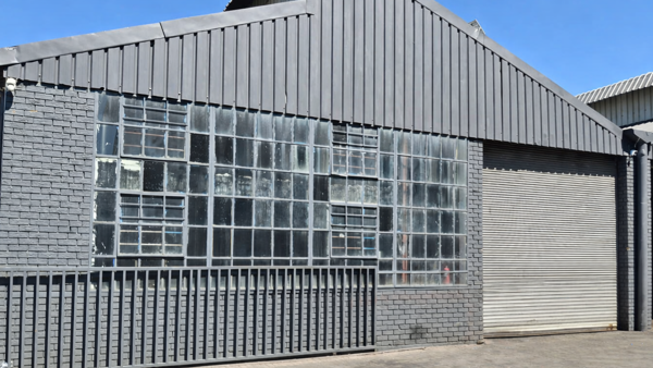 300 m² Industrial space