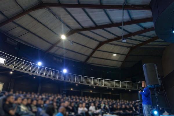 700  m² Commercial space