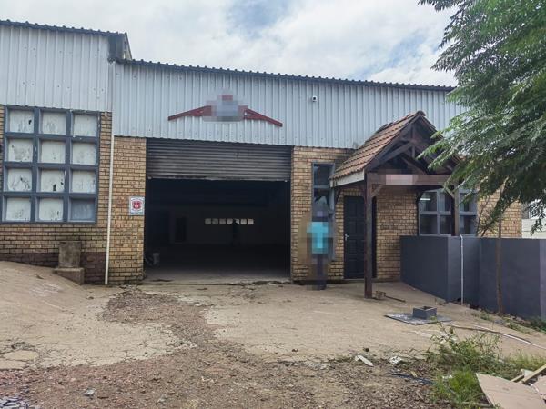 300 m² Commercial space