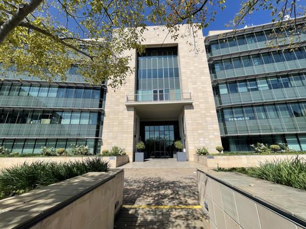489 m² Commercial space