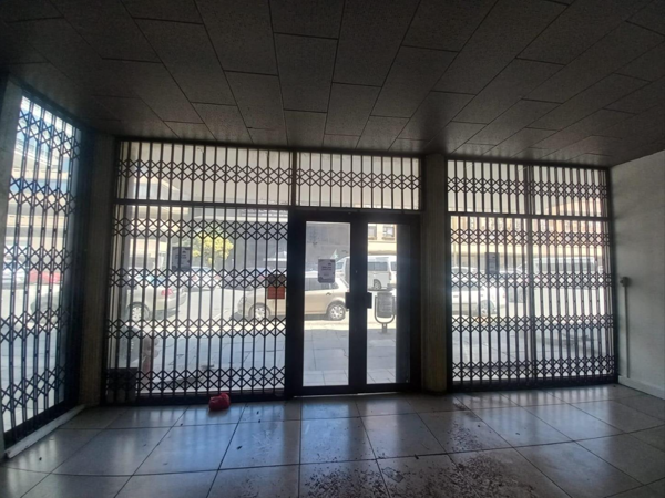 117  m² Commercial space