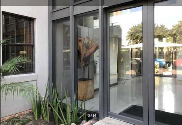 81  m² Office Space