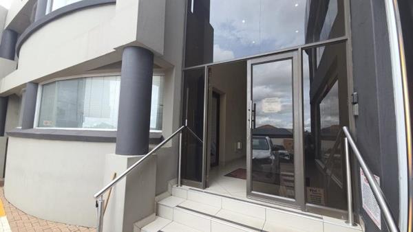 35 m² Commercial space