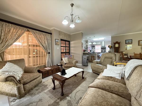 4 Bedroom Townhouse
