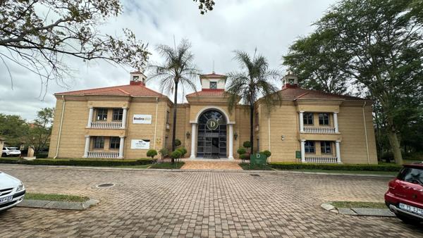 332 m² Office Space