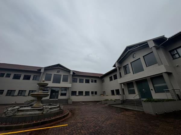 155 m² Commercial space