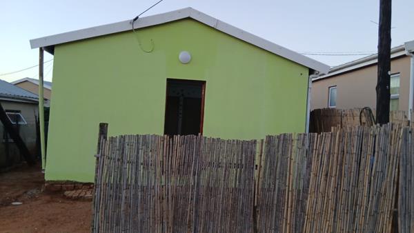 2 Bedroom House