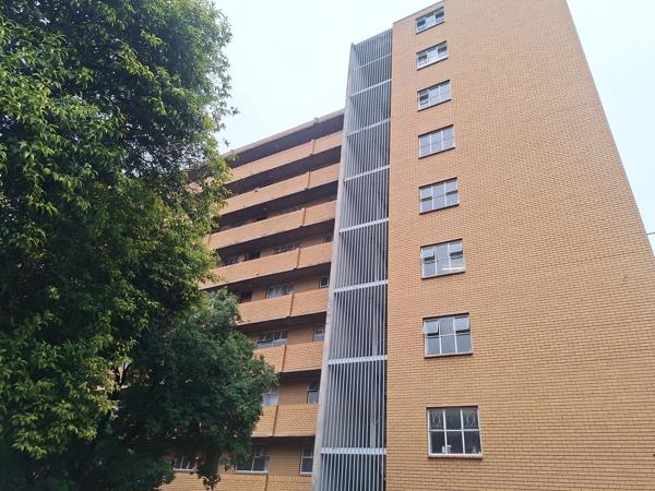 3.5 Bedroom Apartment