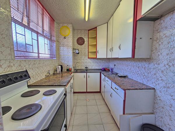 5 Bedroom Apartment