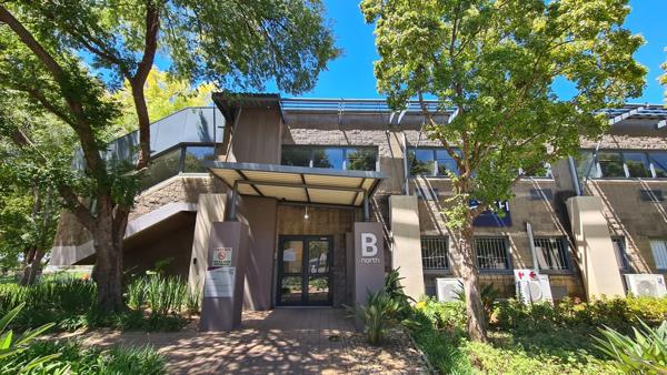 313 m² Office Space