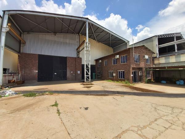 2 400 m² Industrial space