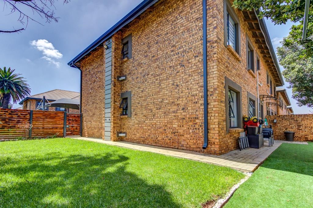 3 Bedroom Townhouse