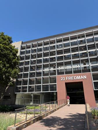 1 502 m² Commercial space
