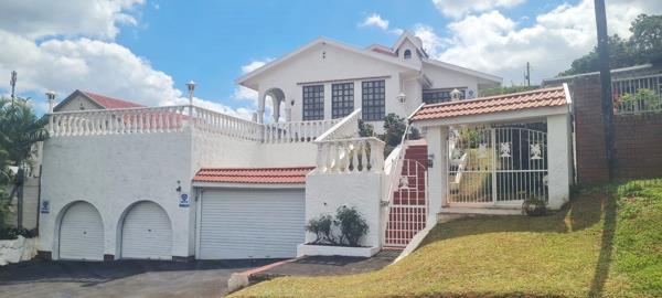 6 Bedroom House