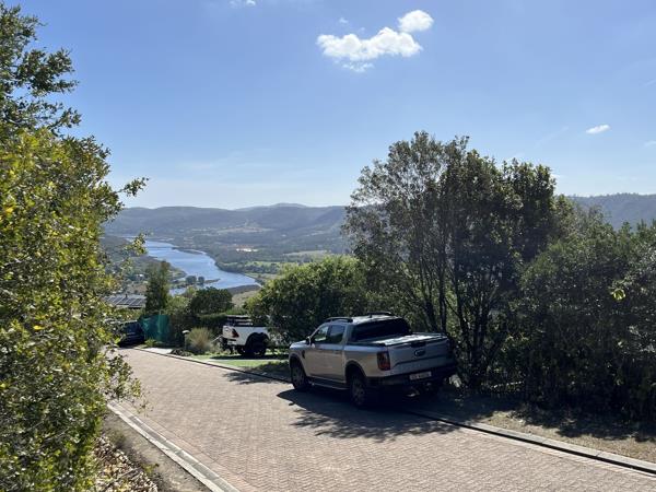 1 179 m² Land