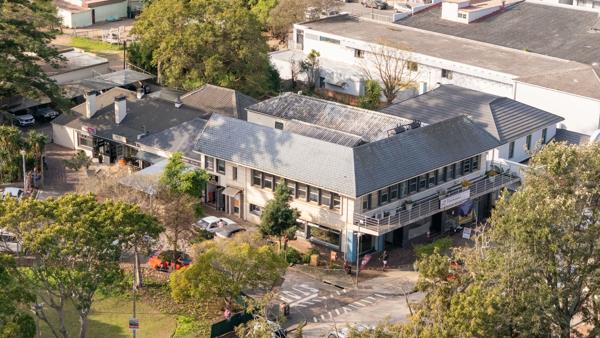 734 m² Retail Space