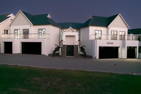 5 Bedroom House