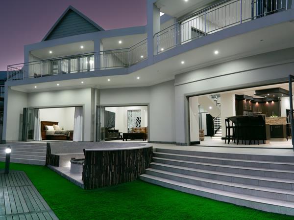 5 Bedroom House