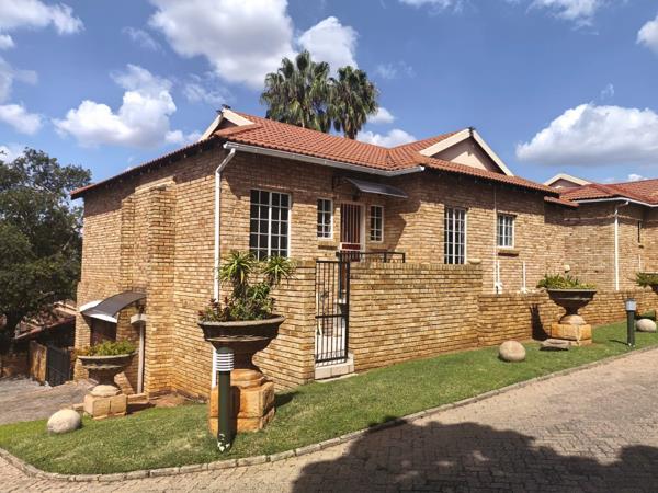 5 Bedroom Townhouse