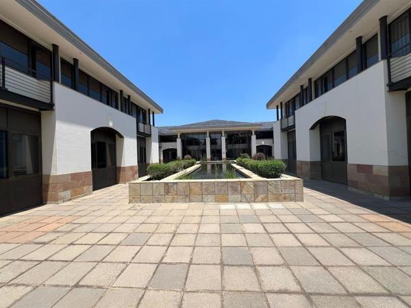 634 m² Office Space