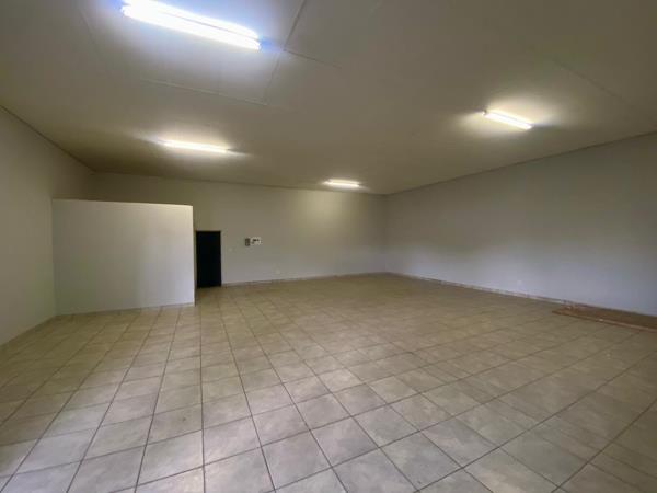 130  m² Commercial space