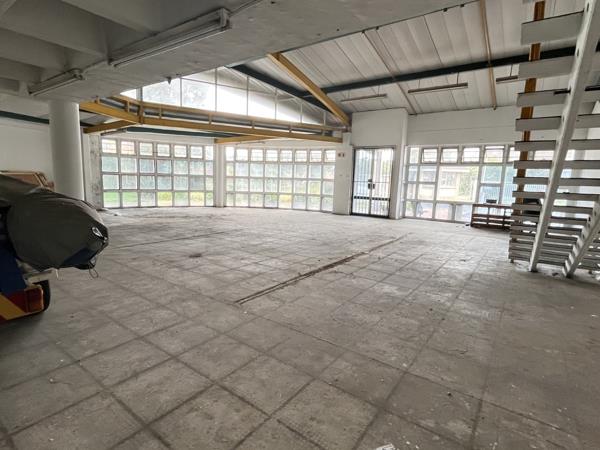 260 m² Retail Space