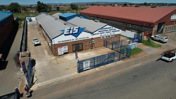 1 300 m² Industrial space