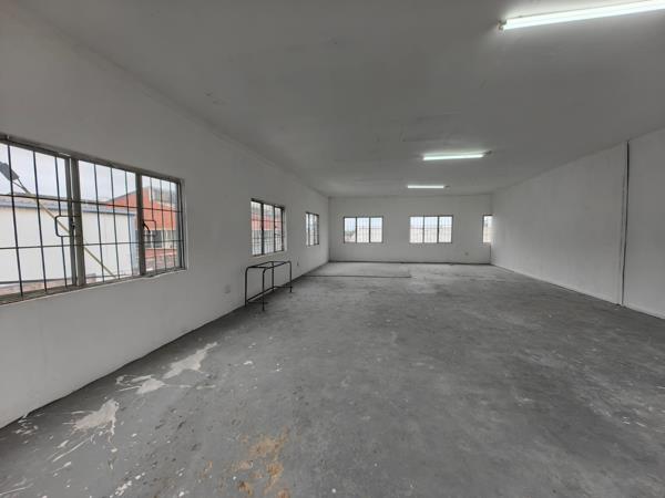 100 m² Commercial space