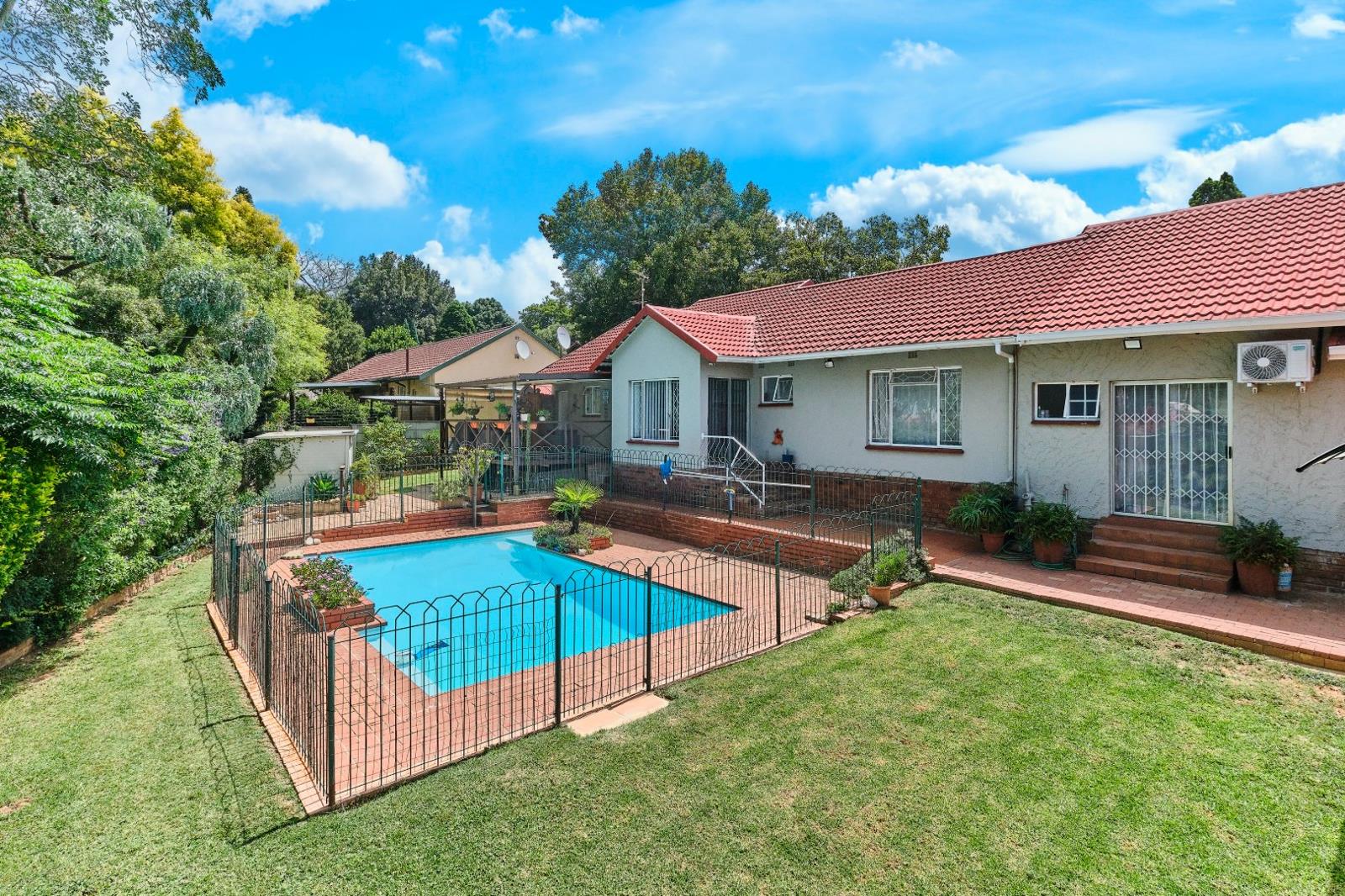 4 Bedroom House in Randpark Ridge