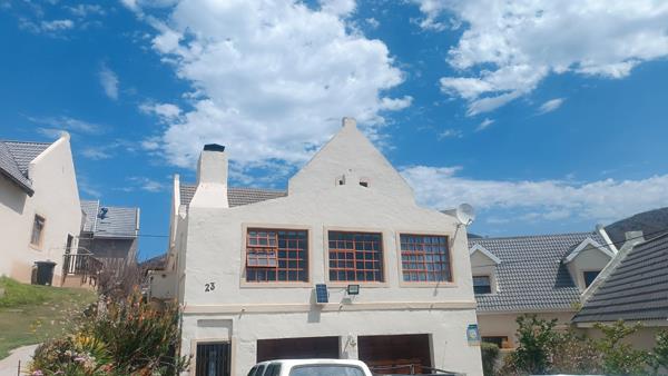 4 Bedroom Townhouse