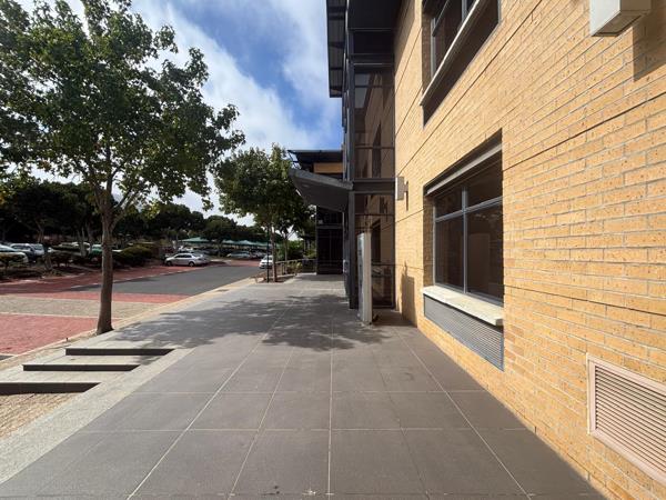 400 m² Commercial space