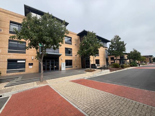 346 m² Commercial space