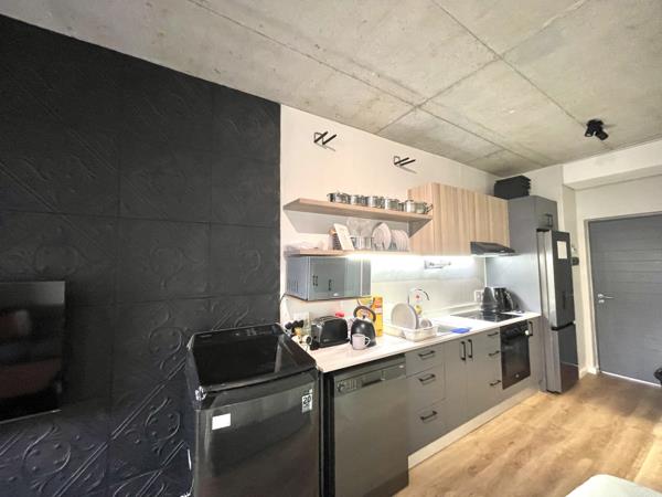 Studio Apartment