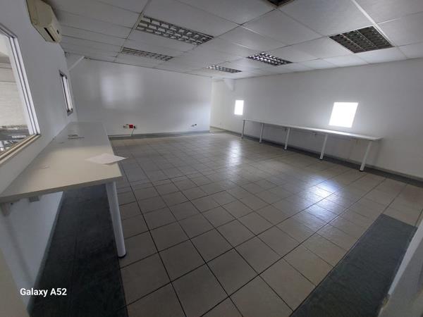 95 m² Commercial space