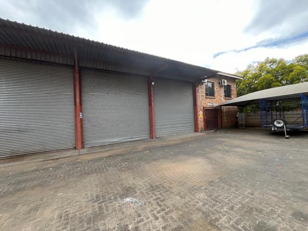 344  m² Commercial space