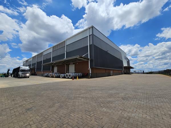 9 725 m² Industrial space